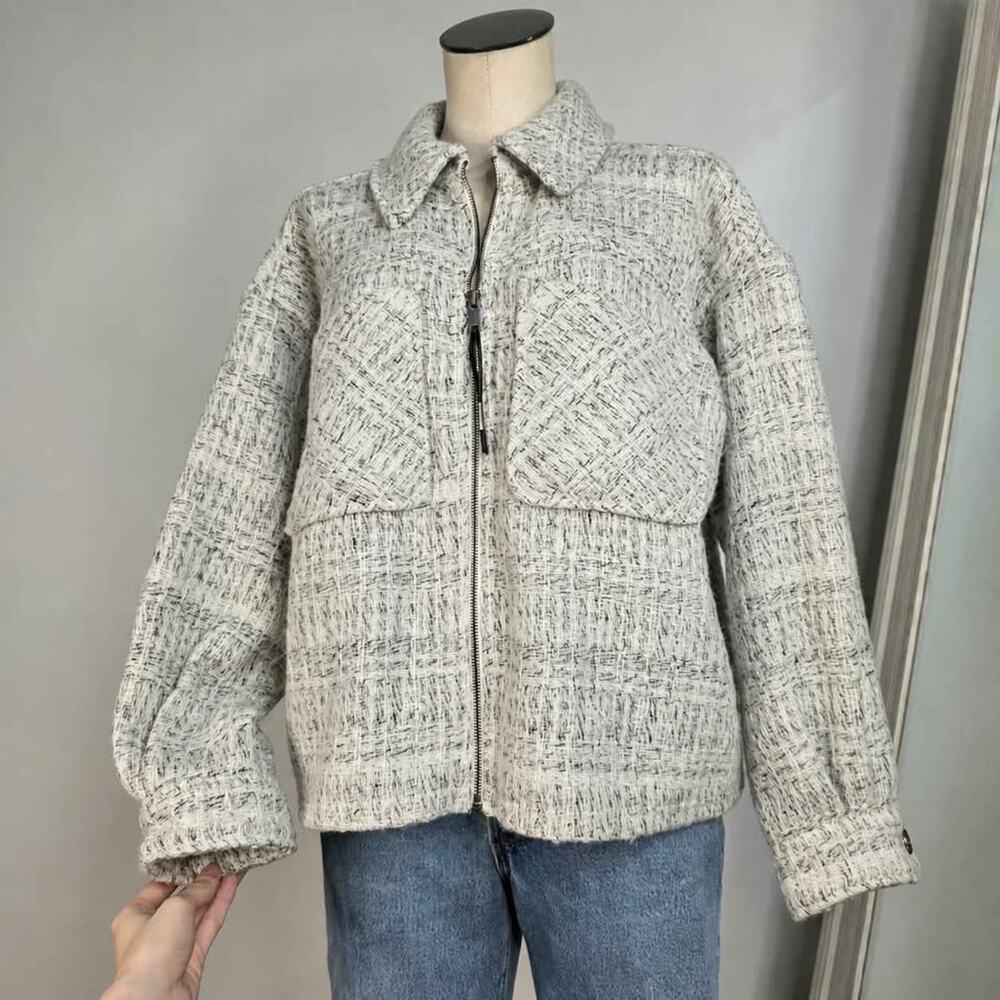 Democracy NWT Plus 1X Gray White Boucle Tweed Cropped Zip Shacket Jacket